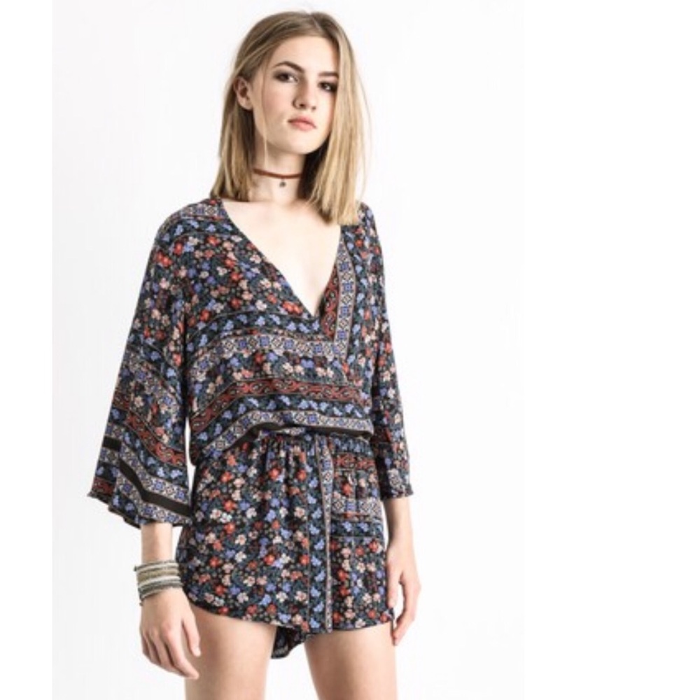 Abbeline Floral Paisley Print Romper Small Boho
